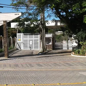 Apartamento 204 ótima Localização De 2d Em Fechado, Bombinhas